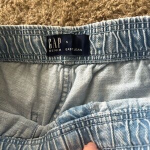 GAP Soft Blue Denim Relaxed Jeans